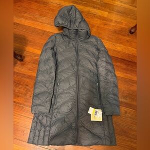 New with tags Women's Michael Kors Gray Packable Hooded Puffer Coat size M